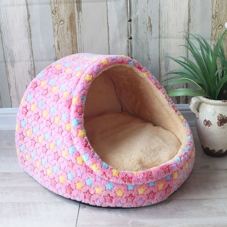 Cozy Retreat - Washable Enclosed Cat Bed