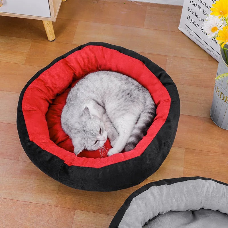 Plush Nest - Warm Cat Bed