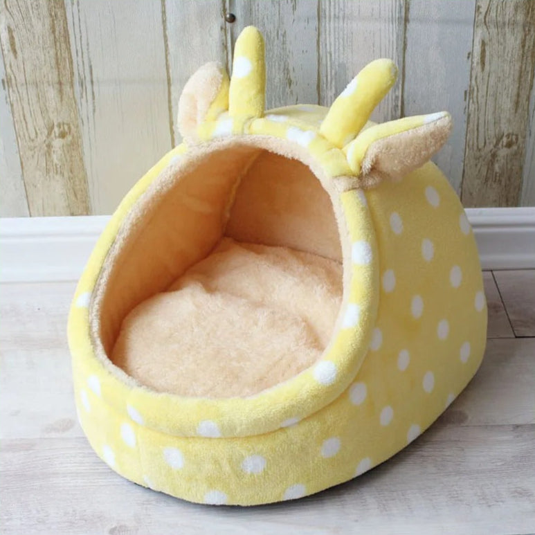 Cozy Retreat - Washable Enclosed Cat Bed