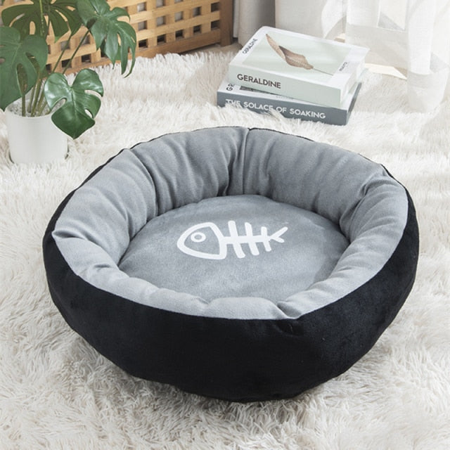 Plush Nest - Warm Cat Bed