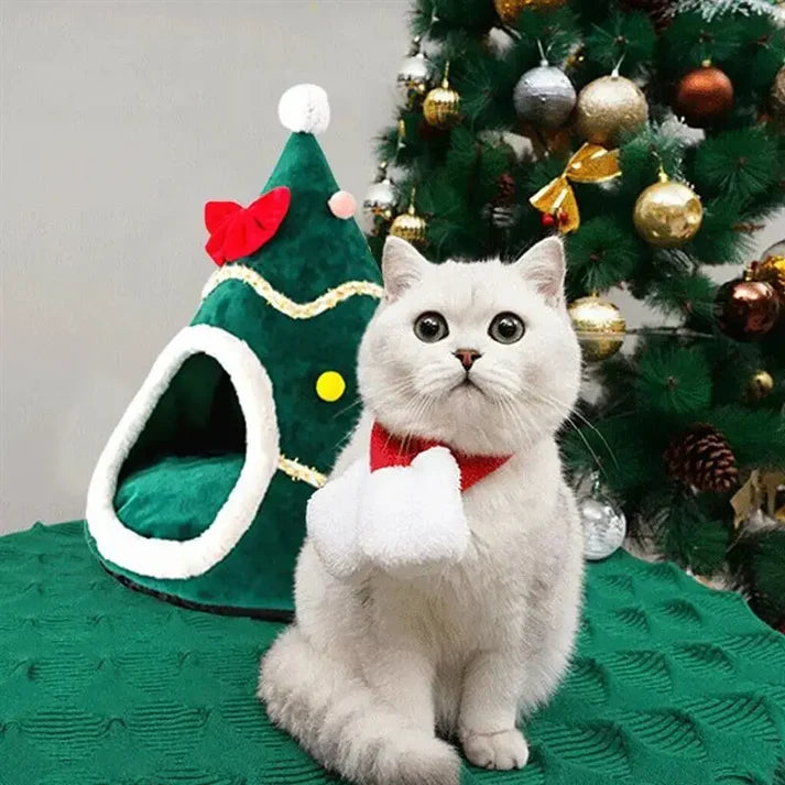 Tree Nest - Christmas Tree Dog & Cat Bed