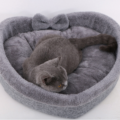 Heart Nest - Warm & Cozy Pet Bed for Valentines Day