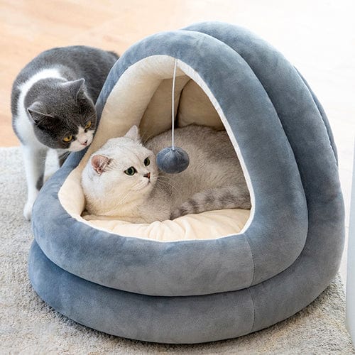 Paw Retreat - Soft & Cozy Enclosed Cat Bed with Ball Toy