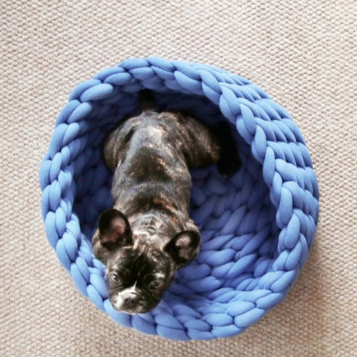 Woven Haven - Ultra Soft Luxurious Cat & Dog Bed