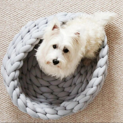 Woven Haven - Ultra Soft Luxurious Cat & Dog Bed