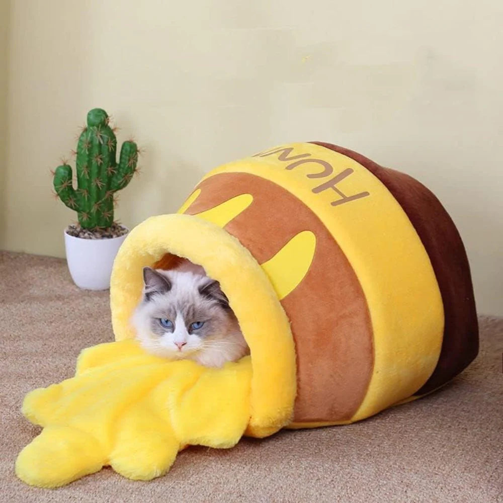 Honey Haven - Cozy Enclosed Cat Bed