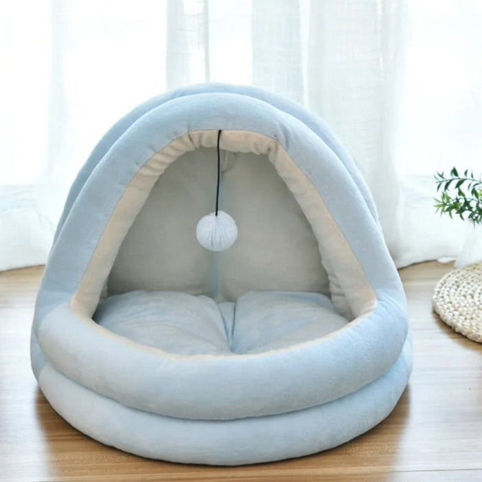 Paw Retreat - Soft & Cozy Enclosed Cat Bed with Ball Toy