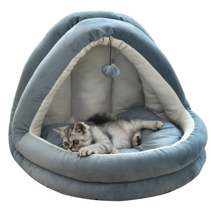 Paw Retreat - Soft & Cozy Enclosed Cat Bed with Ball Toy