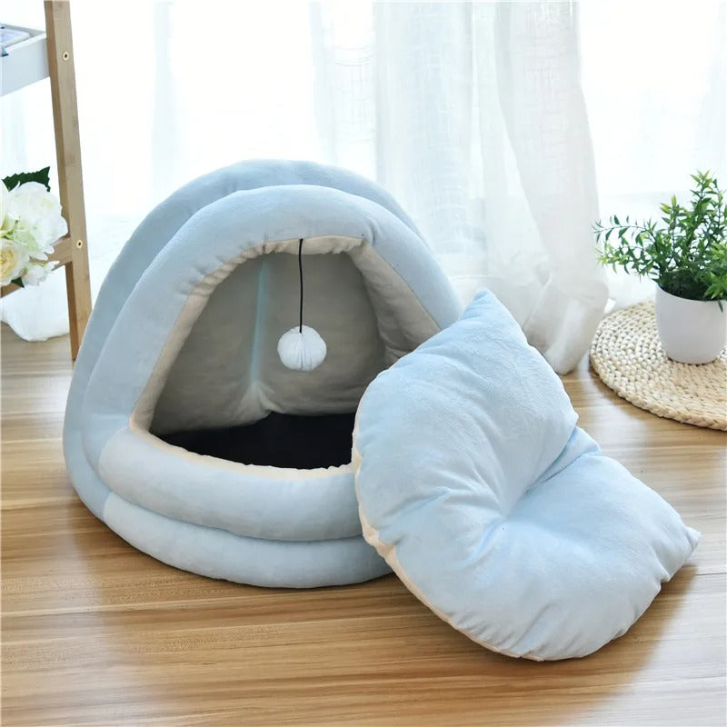 Paw Retreat - Soft & Cozy Enclosed Cat Bed with Ball Toy