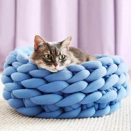 Woven Haven - Ultra Soft Luxurious Cat & Dog Bed