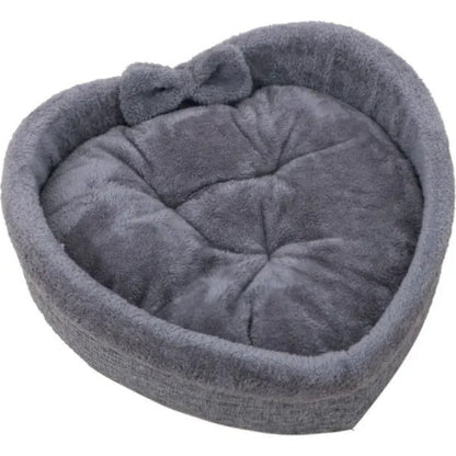 Heart Nest - Cozy Heart Cat Bed for Valentines Day